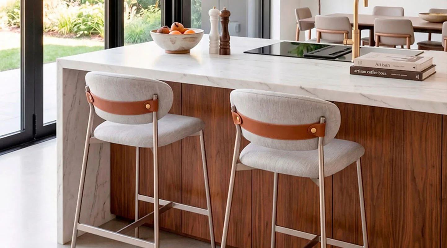 Como-Escolher-Banquetas-para-Cozinha-Guia-de-Ergonomia-e-Estilo (1)